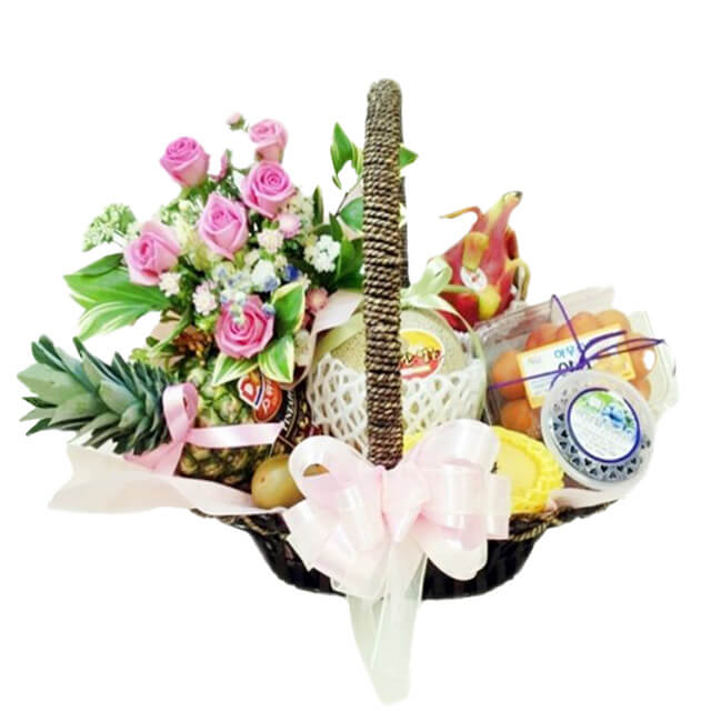 Blessings Gold Basket - Christmas 2025